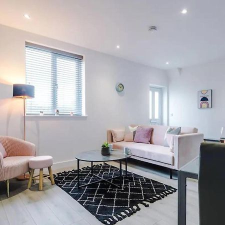 The Ecclesian Deluxe Apartments Near Trafford Centre Eccles Train Station Manchester Zewnętrze zdjęcie