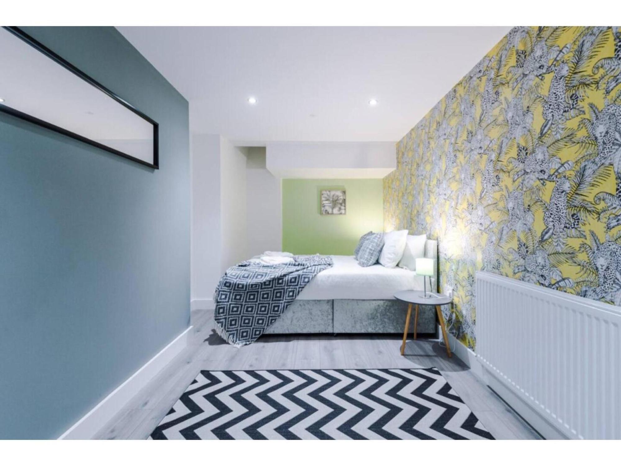 The Ecclesian Deluxe Apartments Near Trafford Centre Eccles Train Station Manchester Zewnętrze zdjęcie