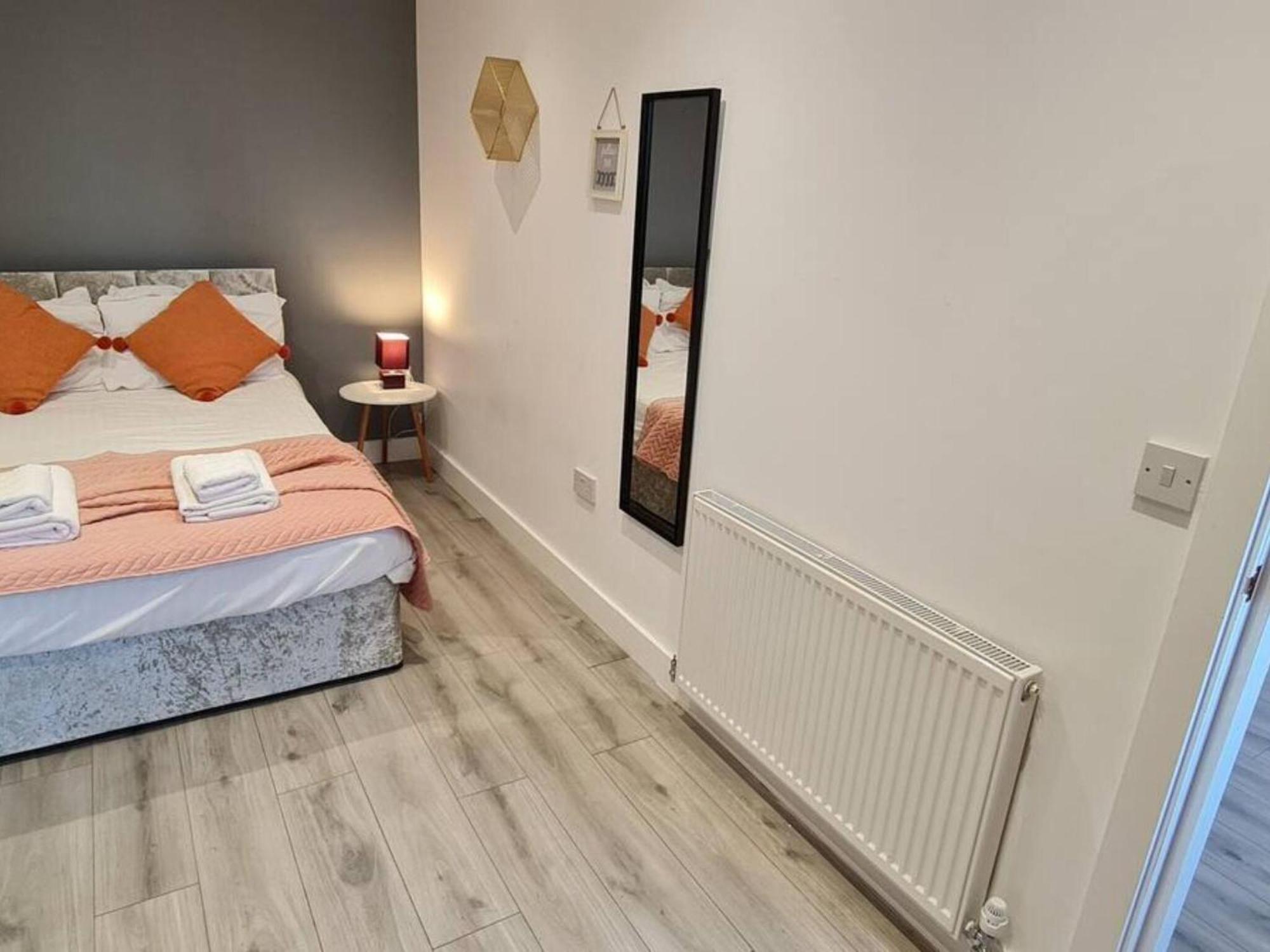 The Ecclesian Deluxe Apartments Near Trafford Centre Eccles Train Station Manchester Zewnętrze zdjęcie