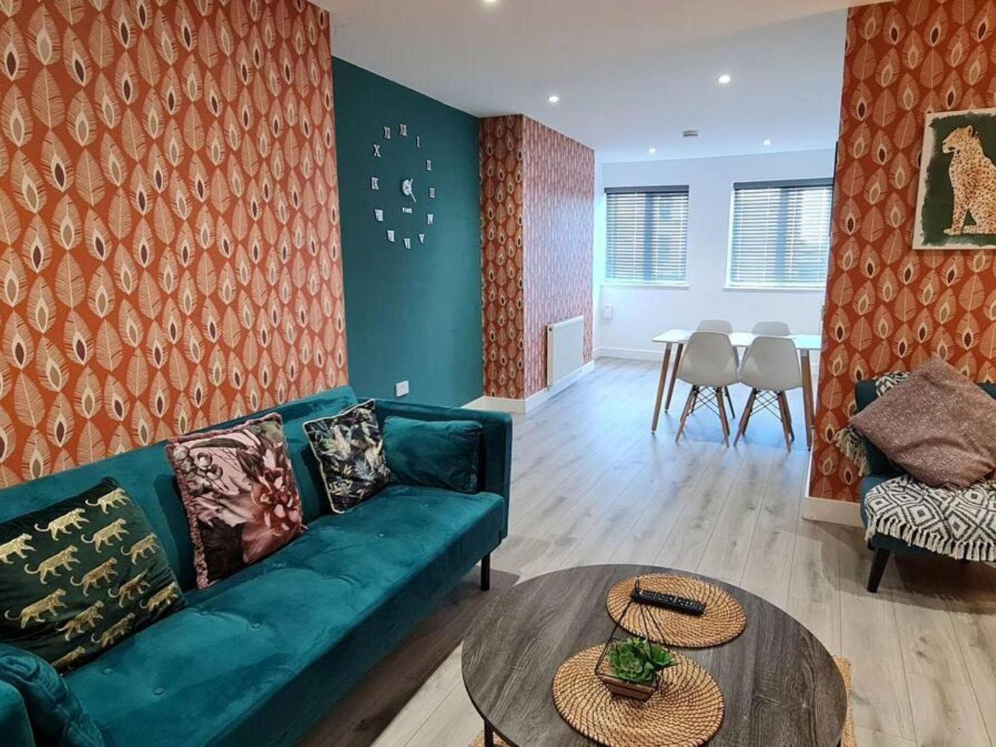 The Ecclesian Deluxe Apartments Near Trafford Centre Eccles Train Station Manchester Zewnętrze zdjęcie