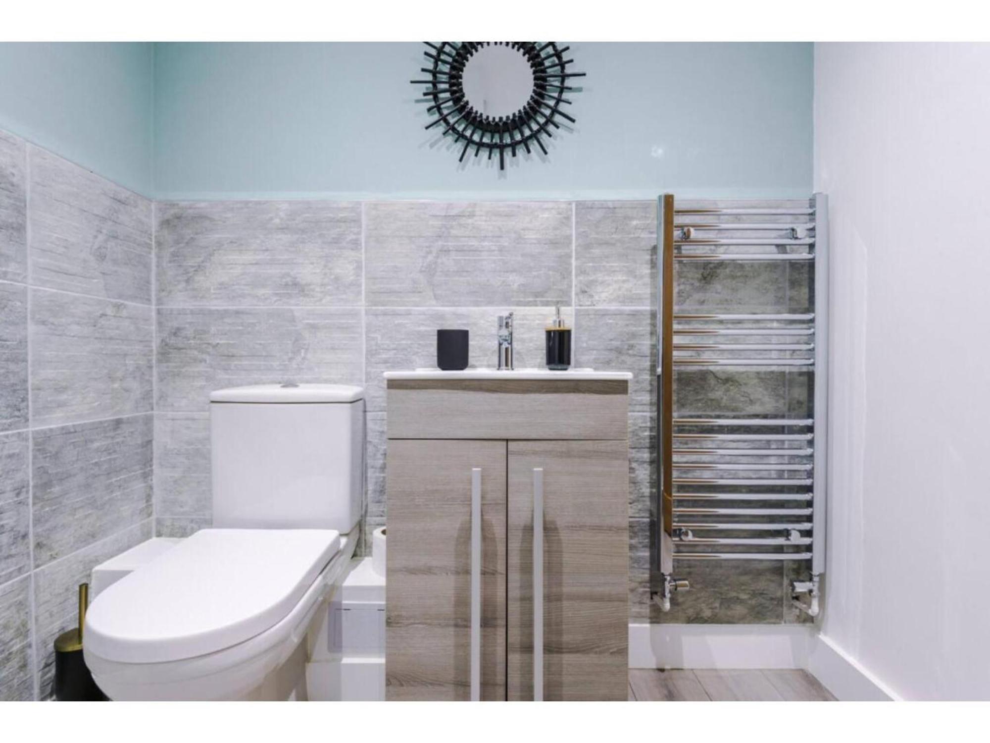 The Ecclesian Deluxe Apartments Near Trafford Centre Eccles Train Station Manchester Zewnętrze zdjęcie